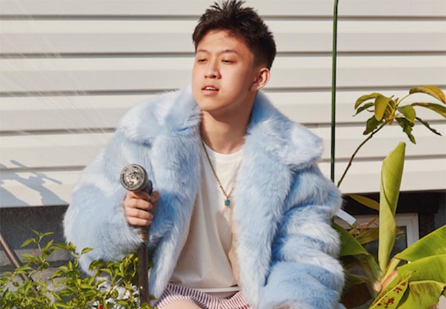 Hai 'Kids'! Mari Rayakan Kemenangan Bareng Rich Brian